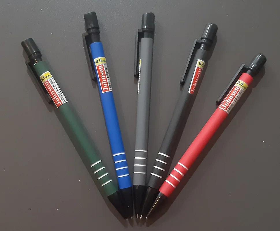 اتود با نوک ۰.۵ بدنه پلاستیکی